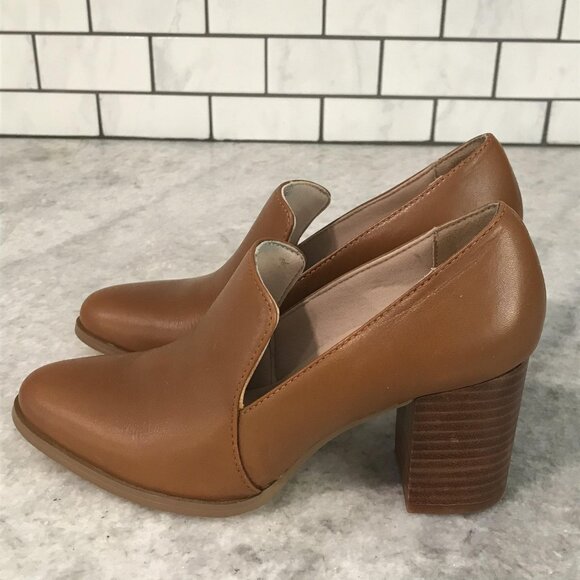 Cinderella of Boston Shoes Womens Size 3.5 Tan Posy Leather Block Heel Pumps - Picture 1 of 8
